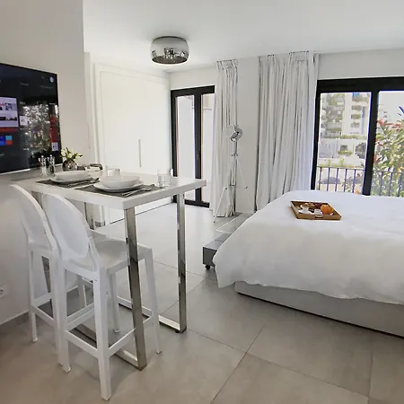 מלון דירות In Puerto Banus